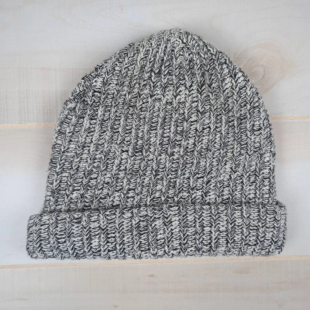 Love Your Melon Black and Off-White‎ Knit Speckled Cuffed Beanie